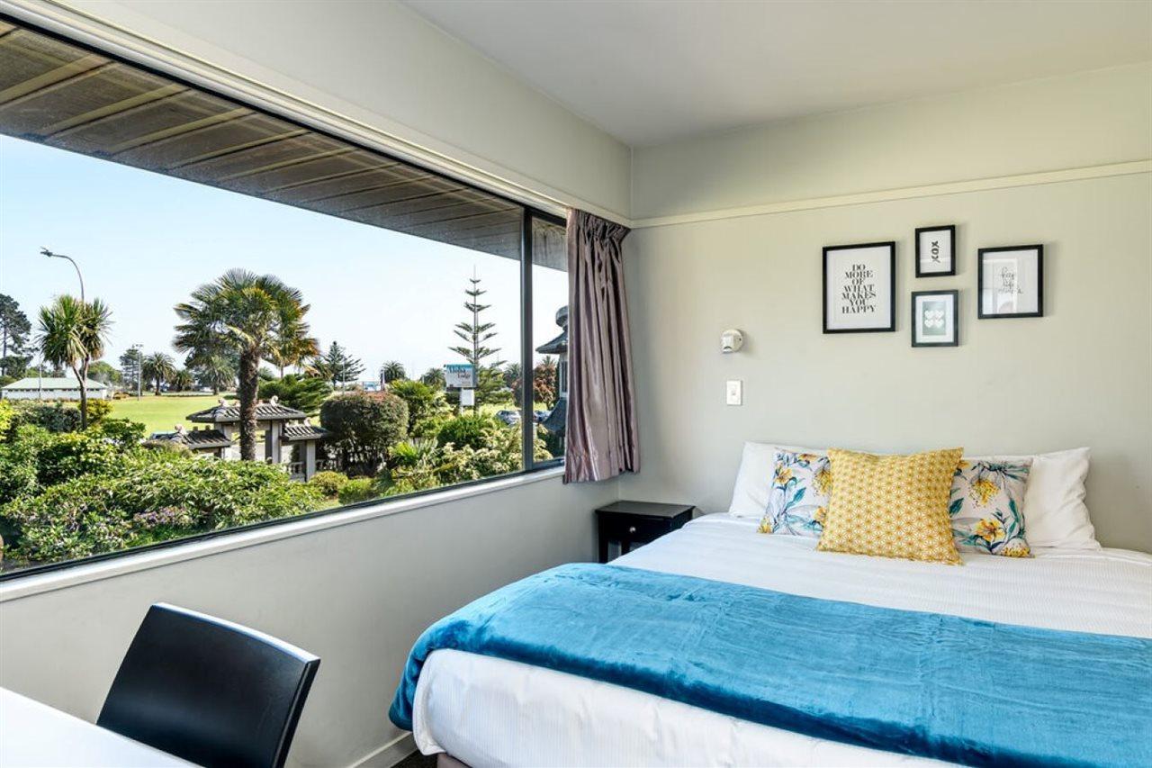The Beachcomber Hotel Nelson Exteriér fotografie